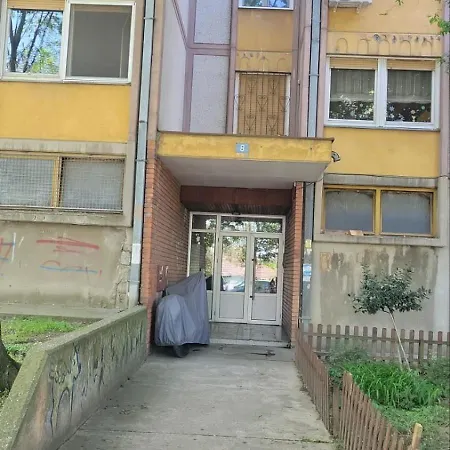 Toni Διαμέρισμα *